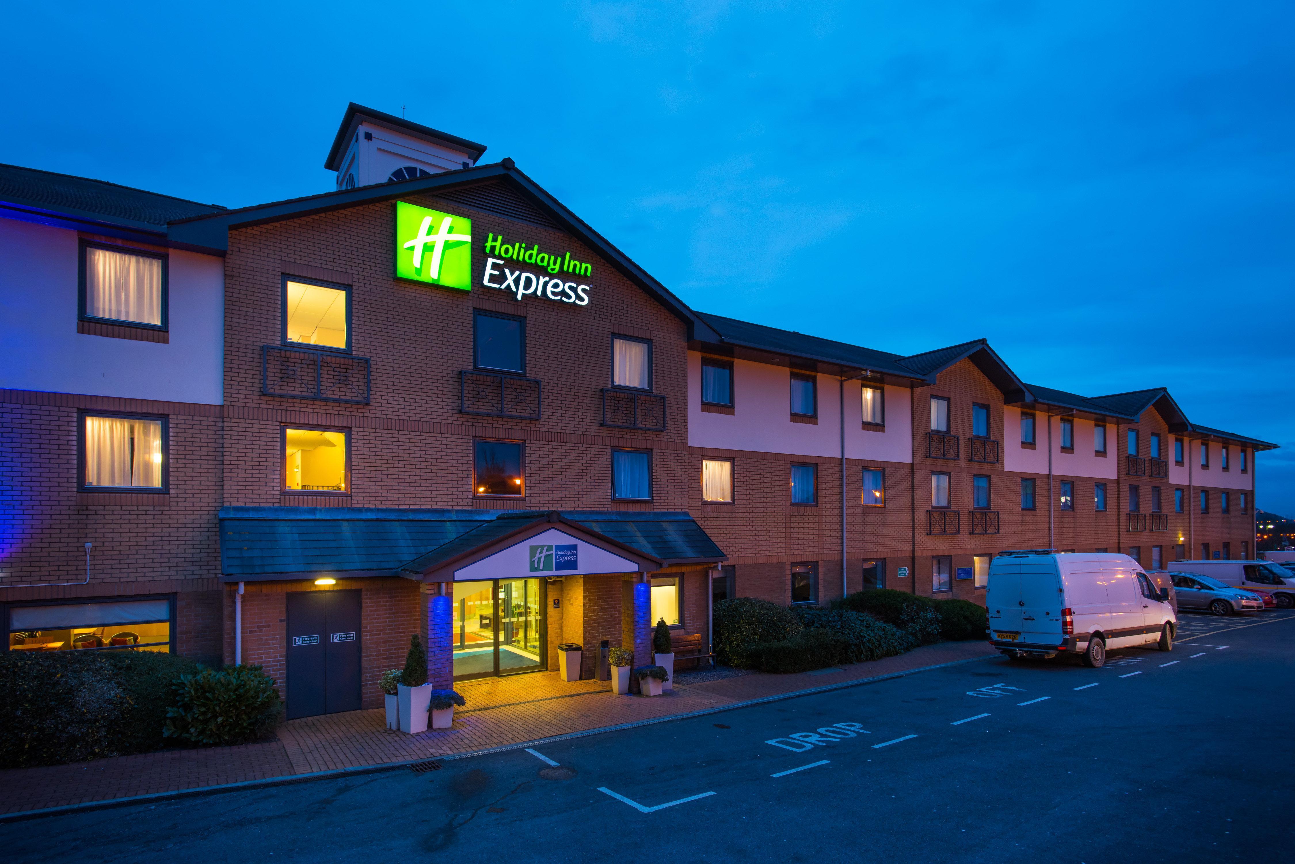 Holiday Inn Express Swansea East By Ihg Exteriér fotografie