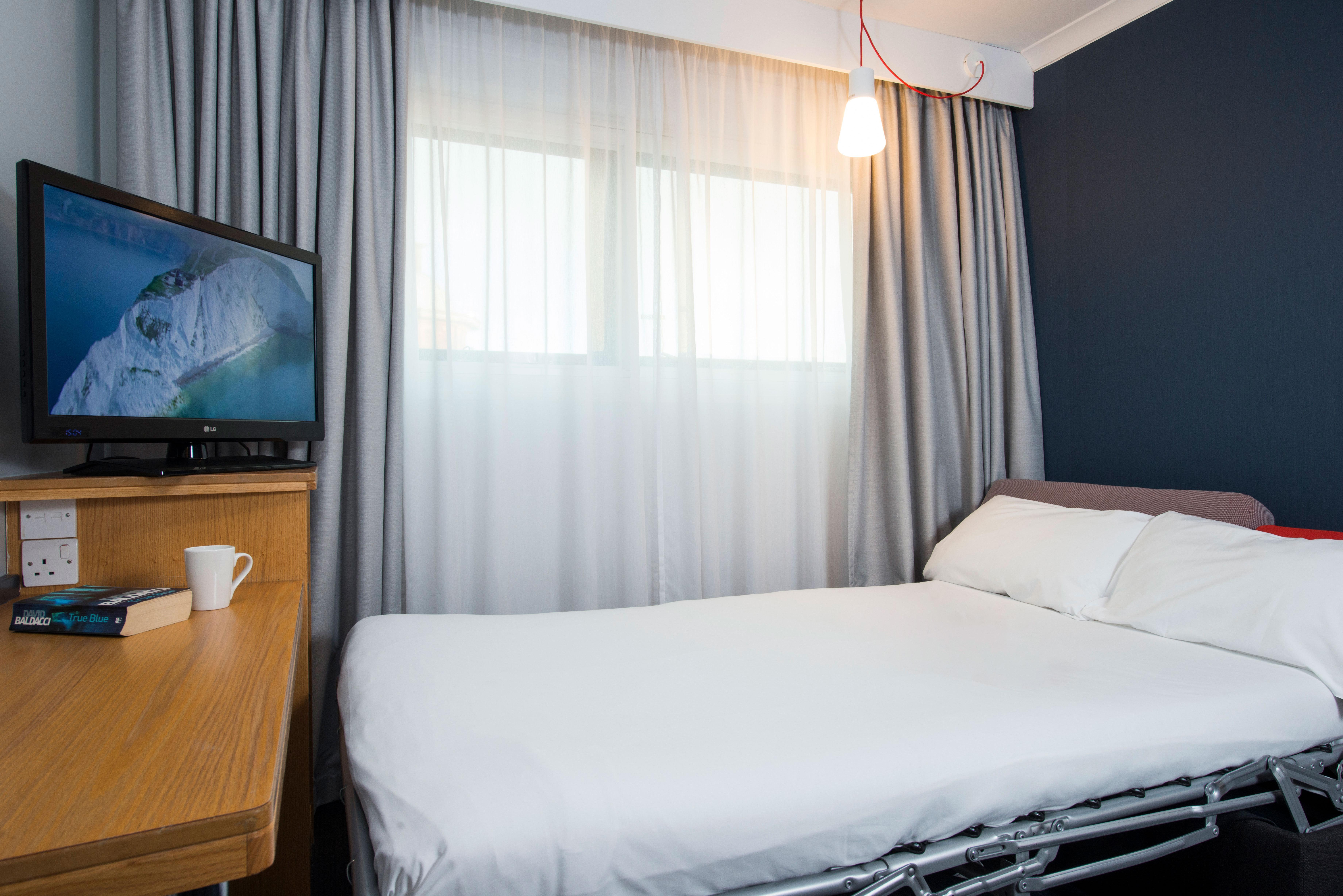 Holiday Inn Express Swansea East By Ihg Exteriér fotografie
