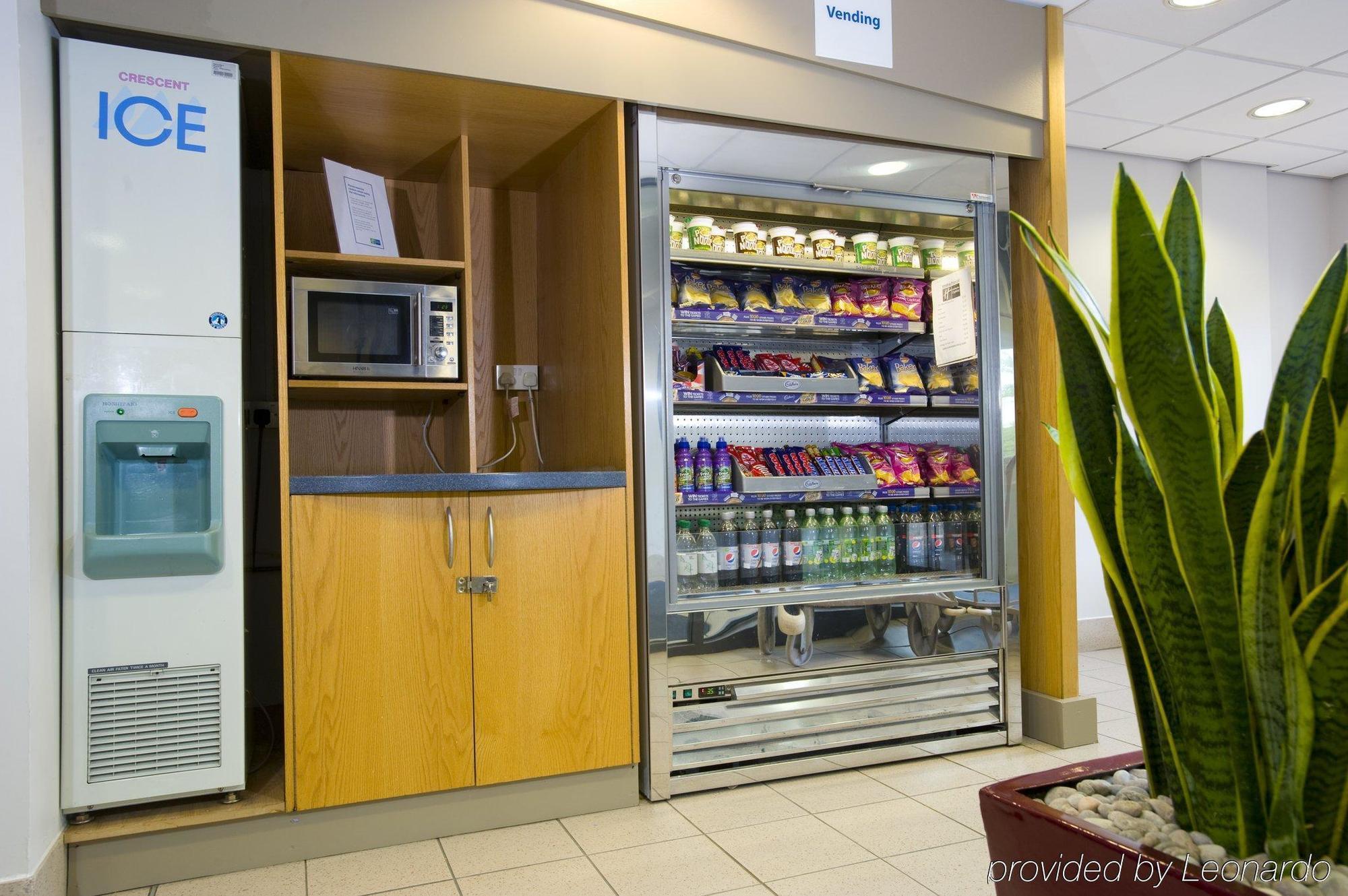 Holiday Inn Express Swansea East By Ihg Exteriér fotografie